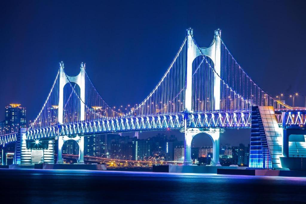 Londoner Hotel Busan Exteriör bild