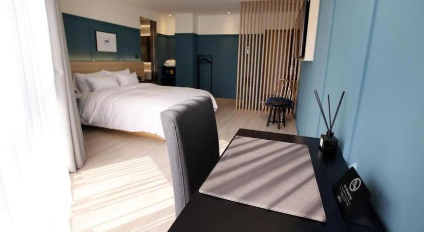 Londoner Hotel Busan Exteriör bild